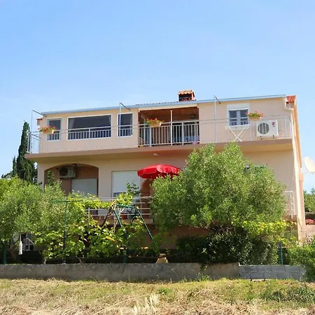 5893a Appartement Kožino